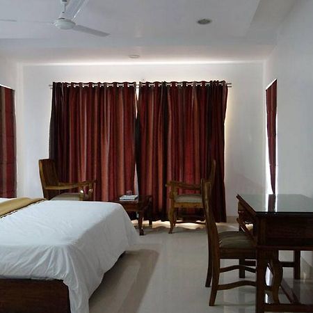 Woody Woods Home Stay Kodagu Luaran gambar